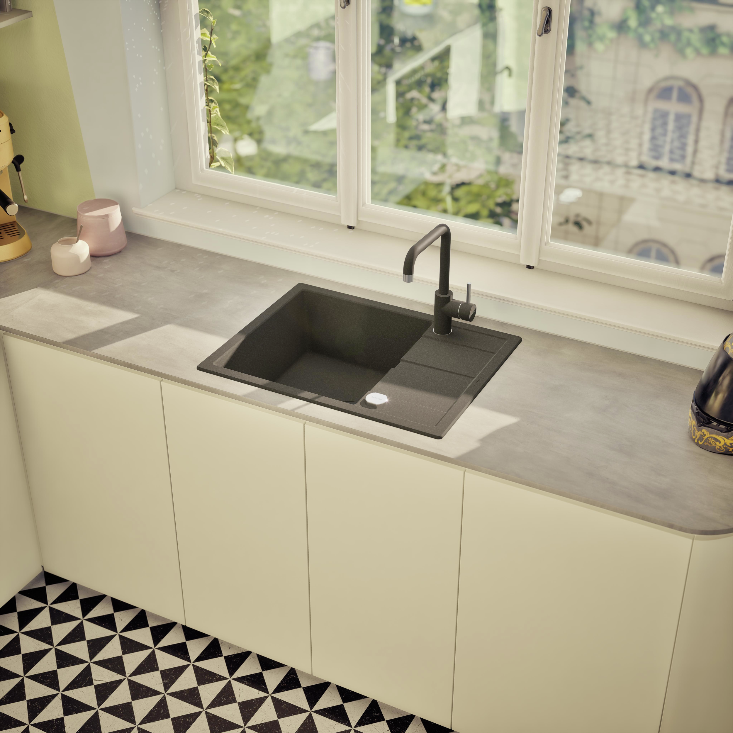 Schock Manhattan D-100 A – Obrázok 2